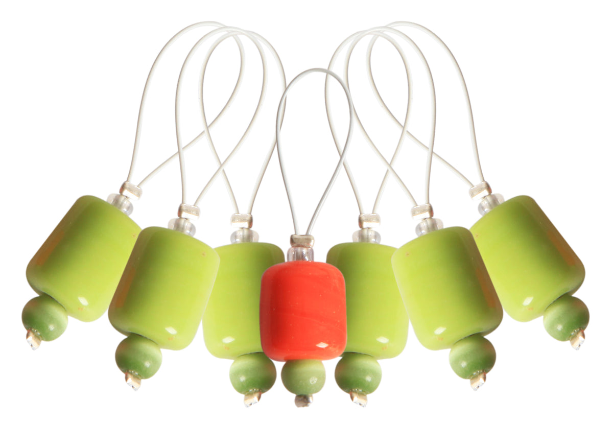 ZOONI Stitch Markers In Coloured Beads - Holly
